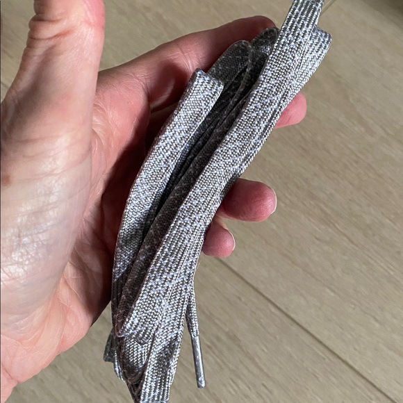 Adidas Gray and White Samba Sneakers with Gum Sole 9 women’s - Picture 8 of 10